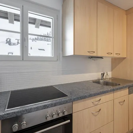 2302 Charmante 2,5-zimmer-wohnung Mit Suedbalkon Und Stilvoller Einrichtung Διαμέρισμα *